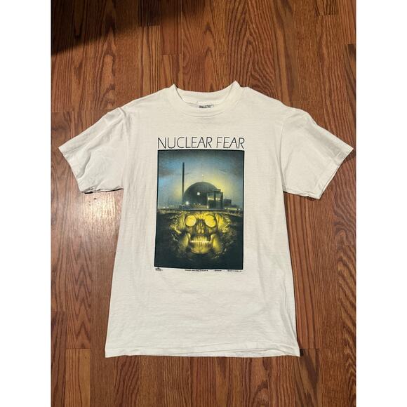 90s Nuclear Fear Political Tee - Picture 1 of 6